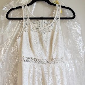 💕BEAUTIFUL MIDI  LACE SUMMER DRESS.